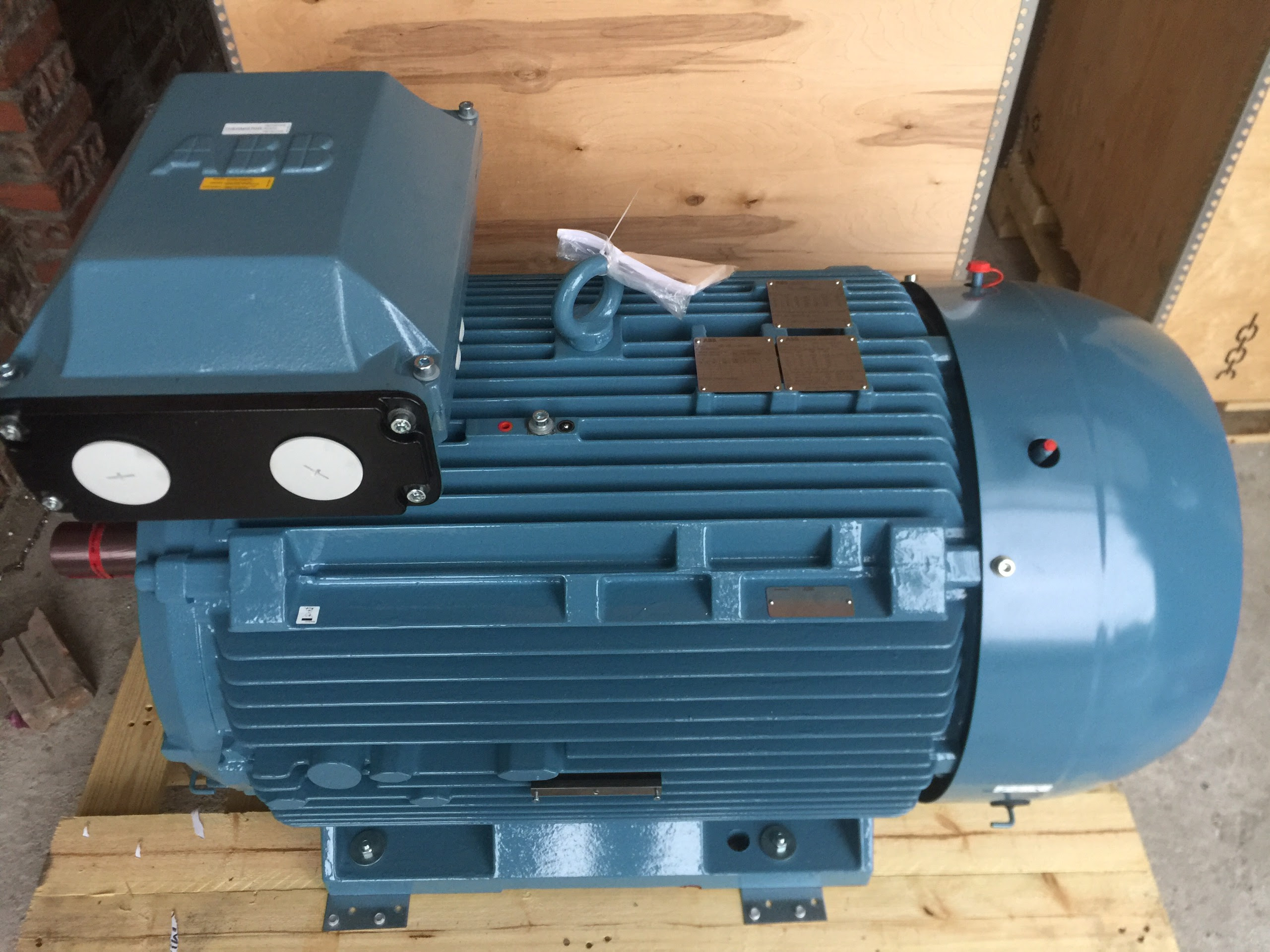 M2BAX 28-Phase squirrel cage motor